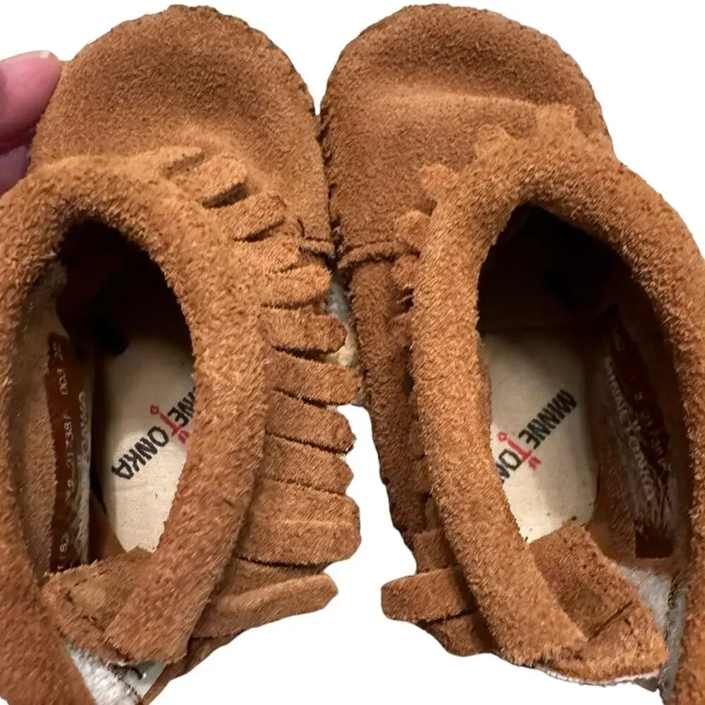 Minnetonka Toddler Size 2 Brown Suede Ankle High Moccasins